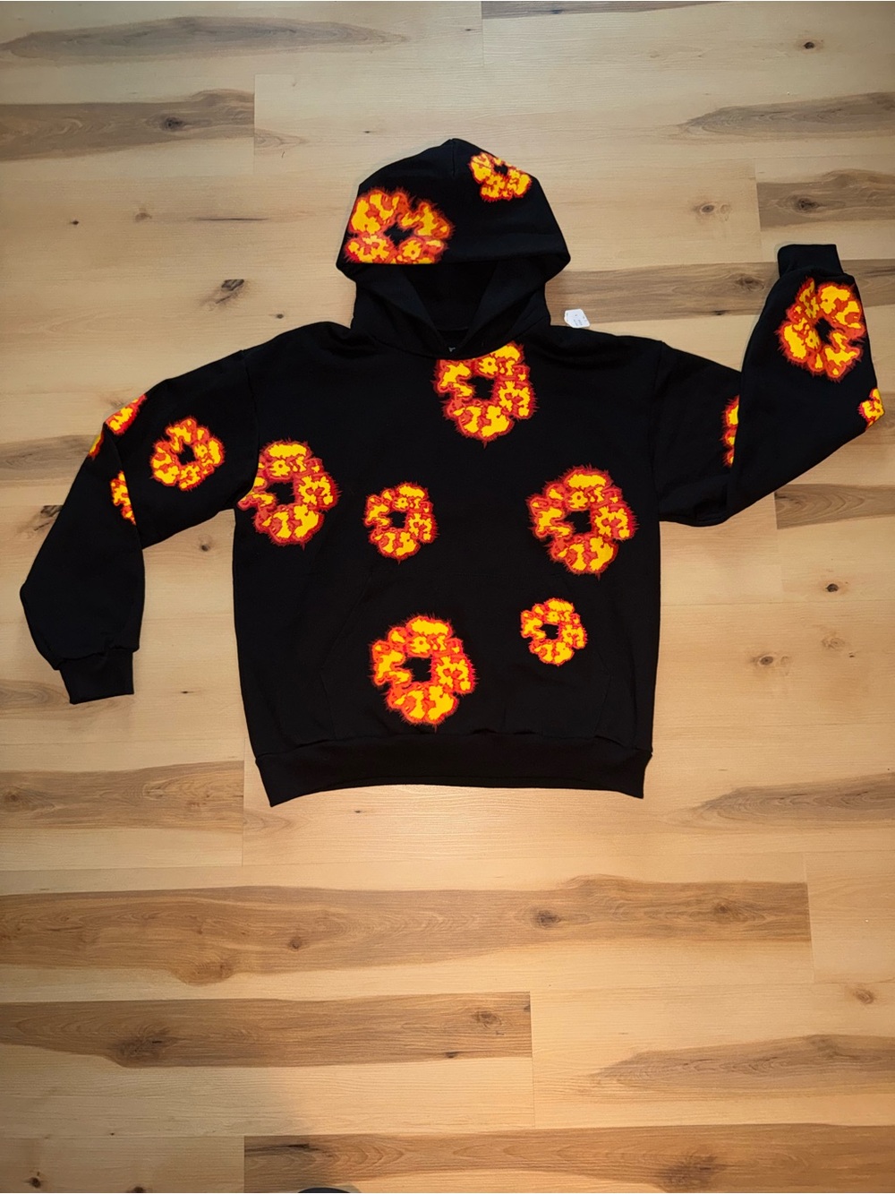 Denim Tears x Offset Wreath
Hoodie